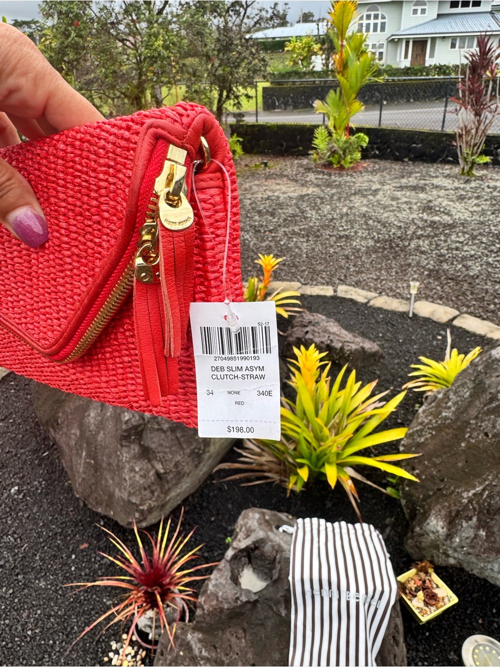 Henri Bendel NWT Deb Slim Asym Straw Clutch Crossbody Red Coral Bag $198 - Picture 5 of 13